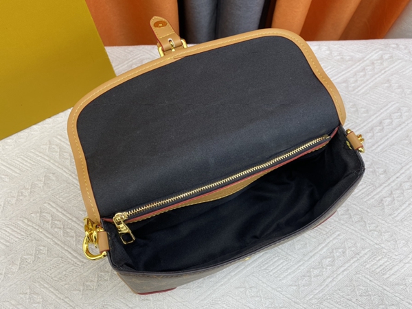 ルイヴィトンバッグ着用イメージ